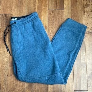 AE Men’s joggers